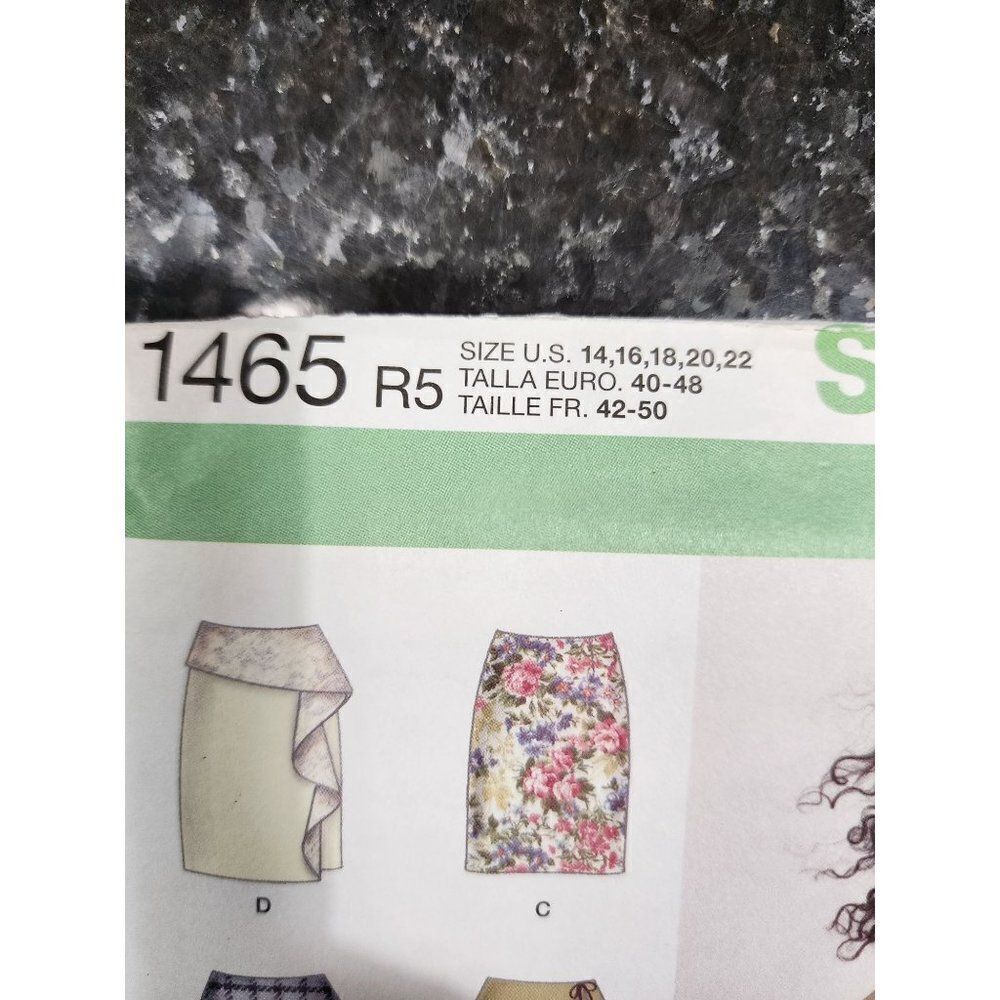 Simplicity Sewing Pattern UNCUT 1465 R5 Plus Size Skirts - Picture 2 of 5